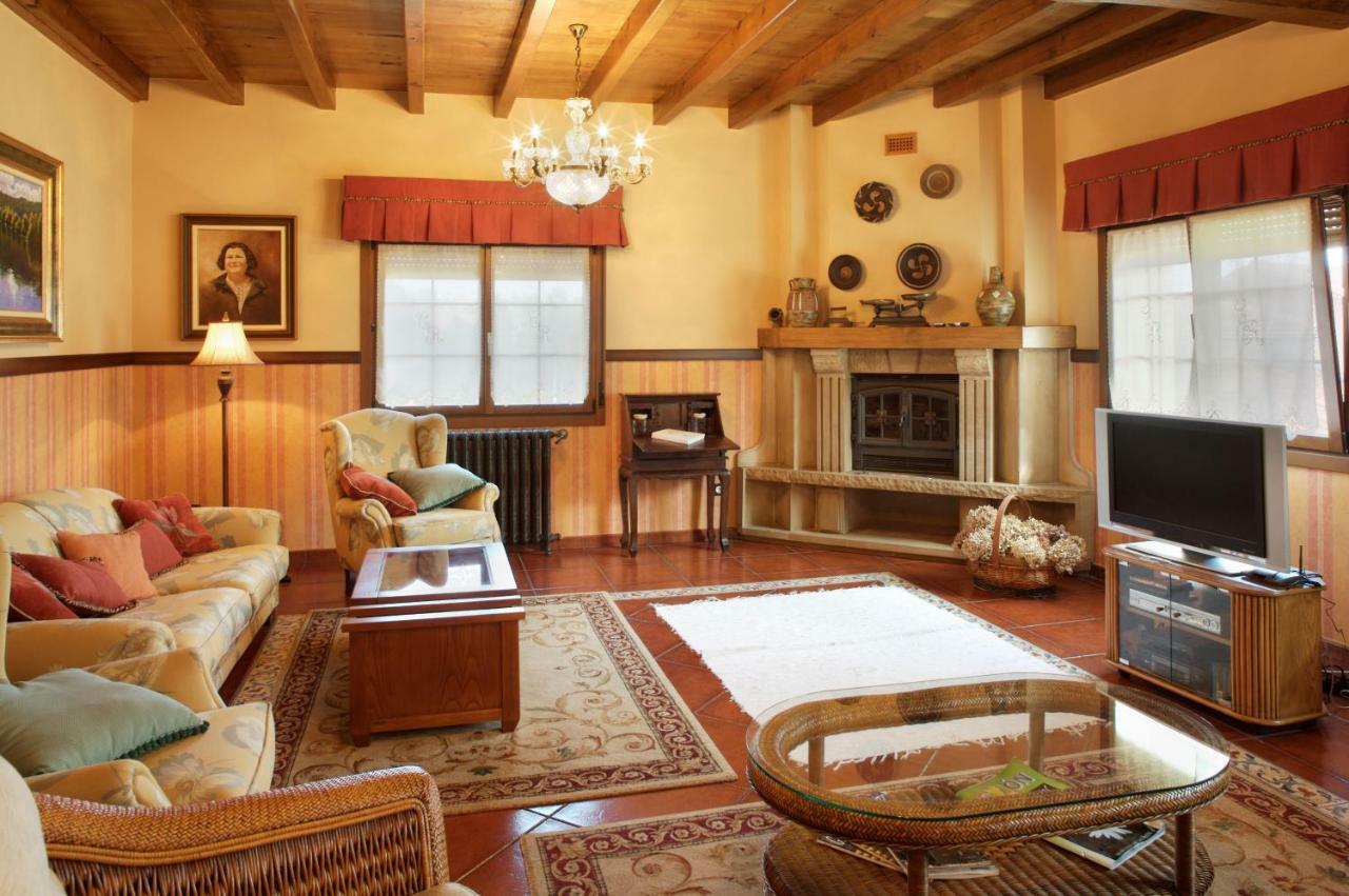 ペルロラ Casa Reginaヴィラ エクステリア 写真